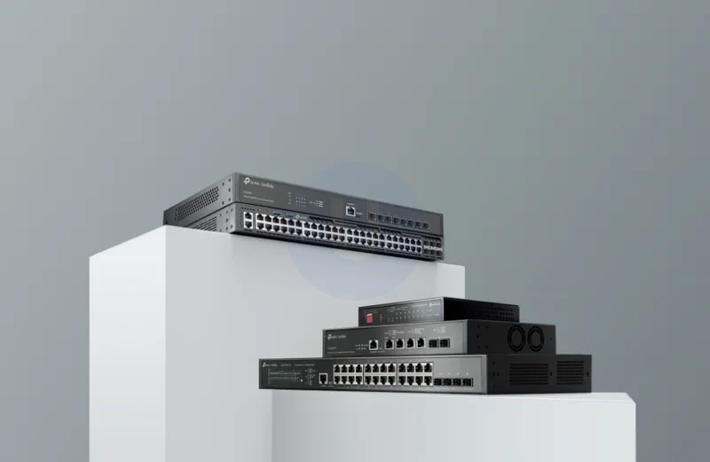 TP-Link Omada Pro S5500-4XHPP2XF 4-Port PoE++ 10GE L2+ Managed Switch with 2 SFP+ Slots - Image 1